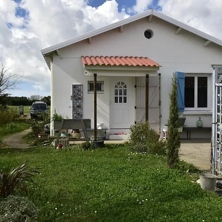 بيت للعطل Maison Familiale Proche Et Port Ostreicole - And Oyster Port *